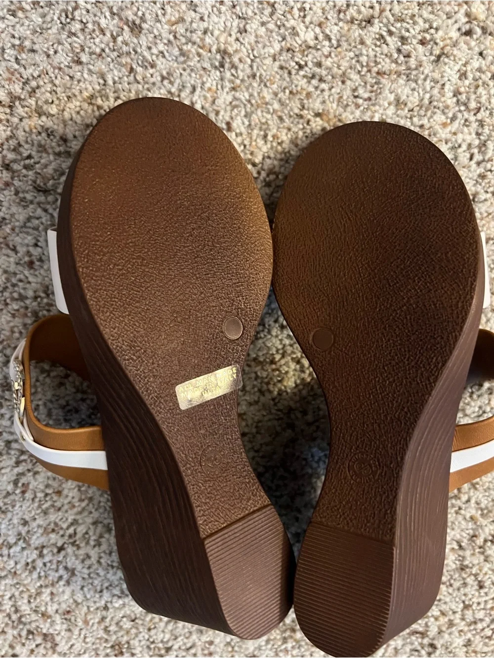 Toscanelle Women's White and Brown Wedge Slide Sandals